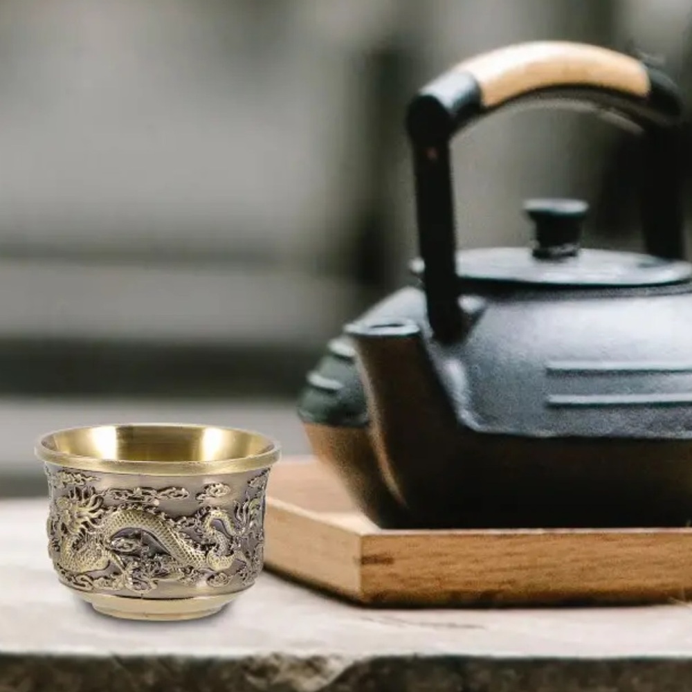 Sacred dragon brass teacup - Picture 4 of 9
